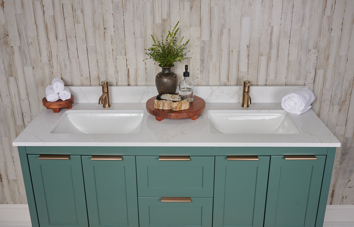 61x22 VALOR GOLD QRTZ DBL VANITY TOP