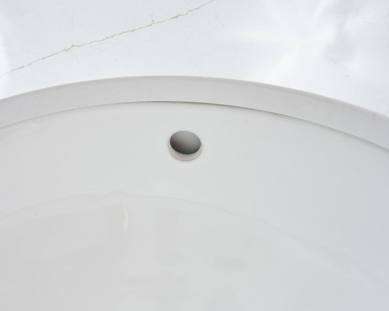 25x22 VALOR GOLD QUARTZ VANITY TOP