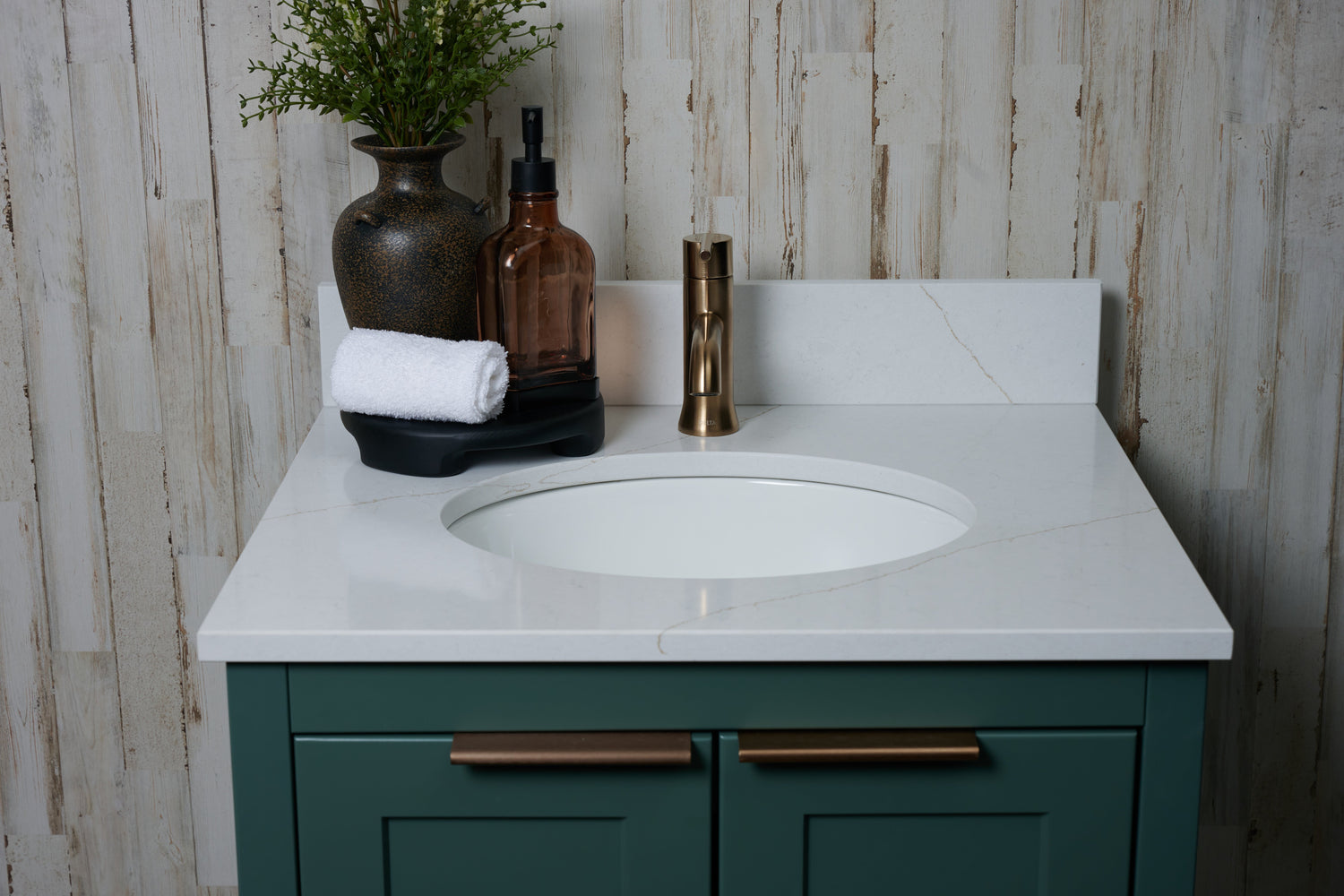 25x22 VALOR GOLD QUARTZ VANITY TOP