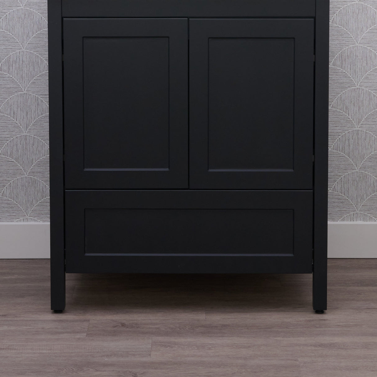 Hanleigh 30 in. Vanity with Shaker Doors in Dark Horse