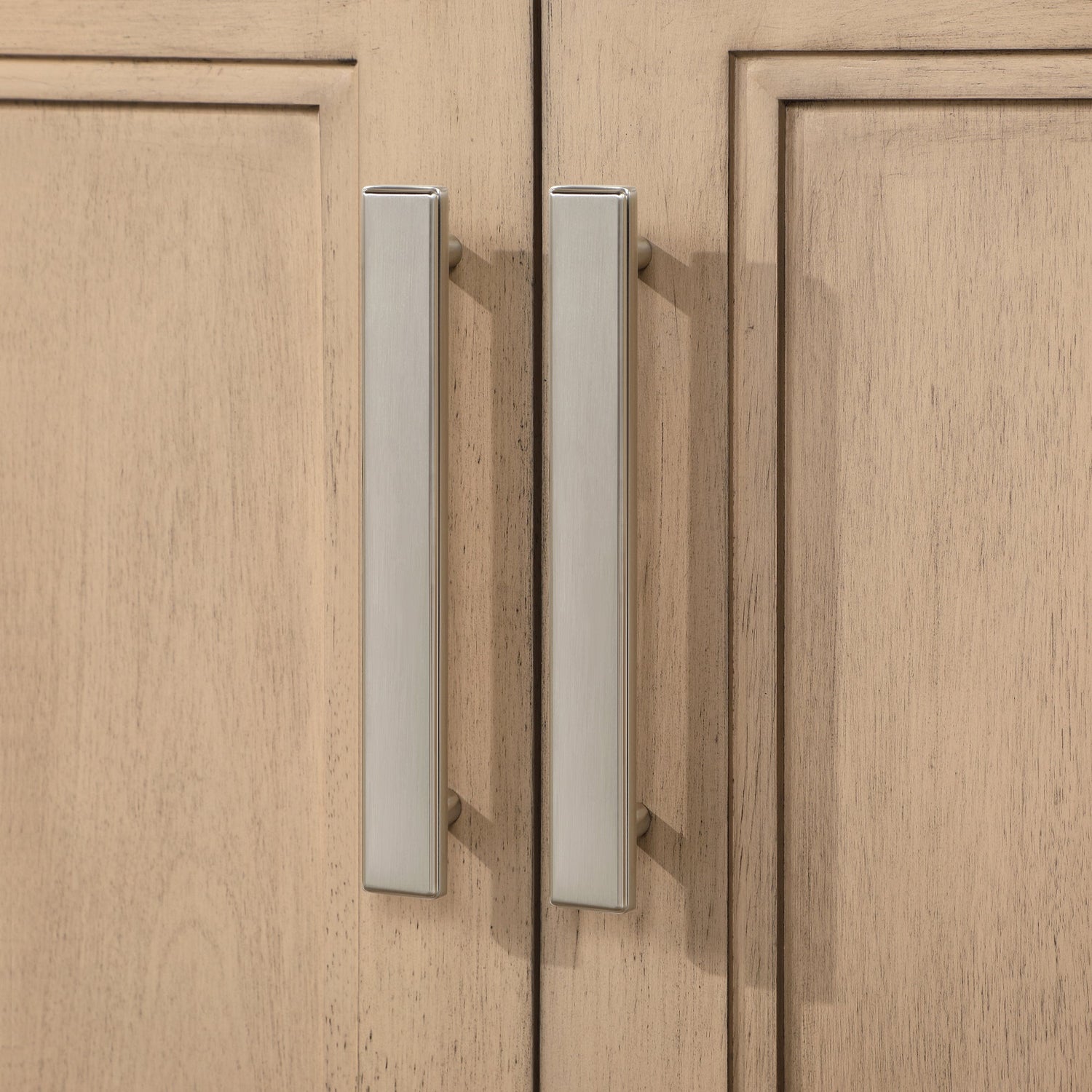 SCARLETT 60IN VANITY IN SAHARA BIRCH WITH WHITE QUARTZ TOP & CERAMIC BASIN