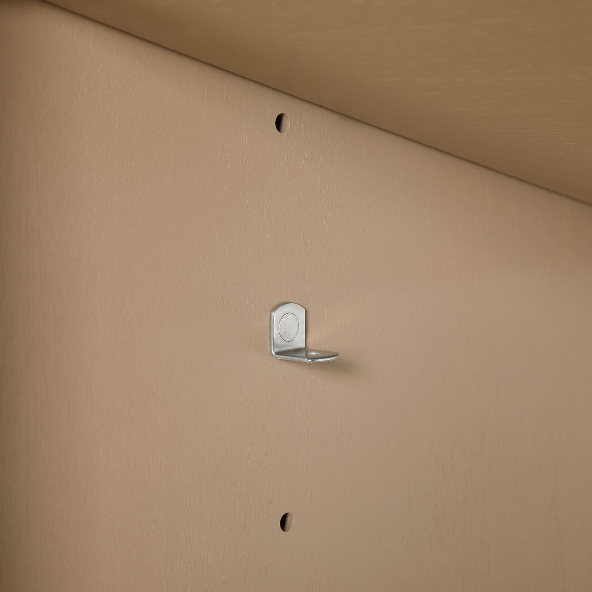 SCARLETT 60IN VANITY IN SAHARA BIRCH WITH WHITE QUARTZ TOP & CERAMIC BASIN