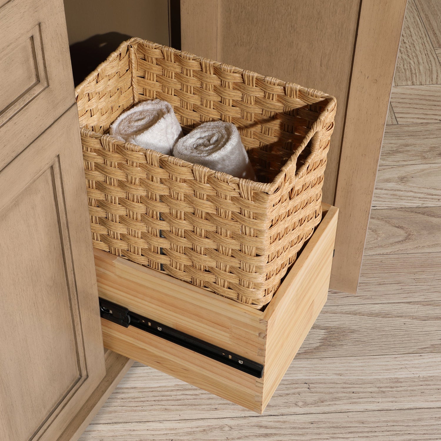 SCARLETT 60IN VANITY IN SAHARA BIRCH WITH WHITE QUARTZ TOP & CERAMIC BASIN