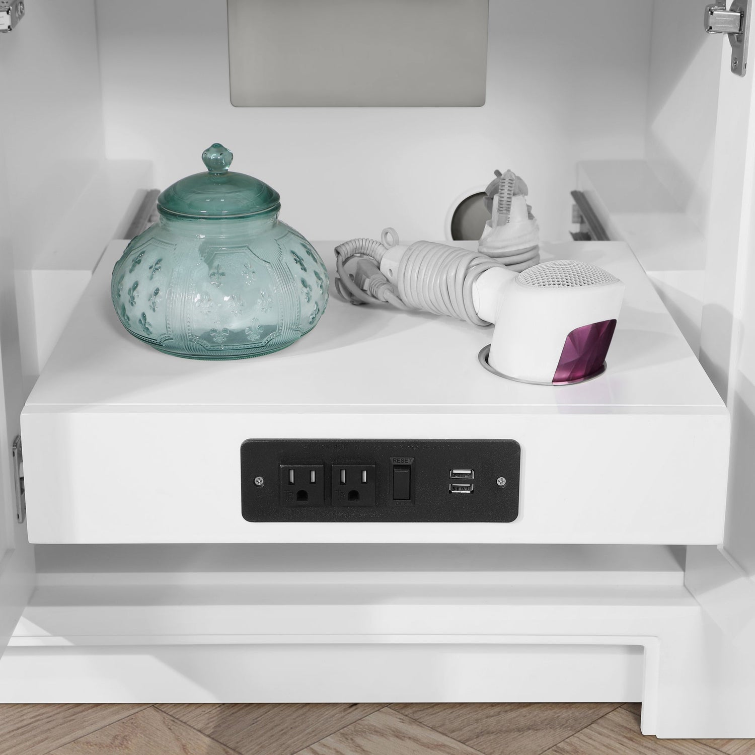 SCARLETT 60IN VANITY IN WHITE WITH WHITE QUARTZ TOP & CERAMIC BASIN