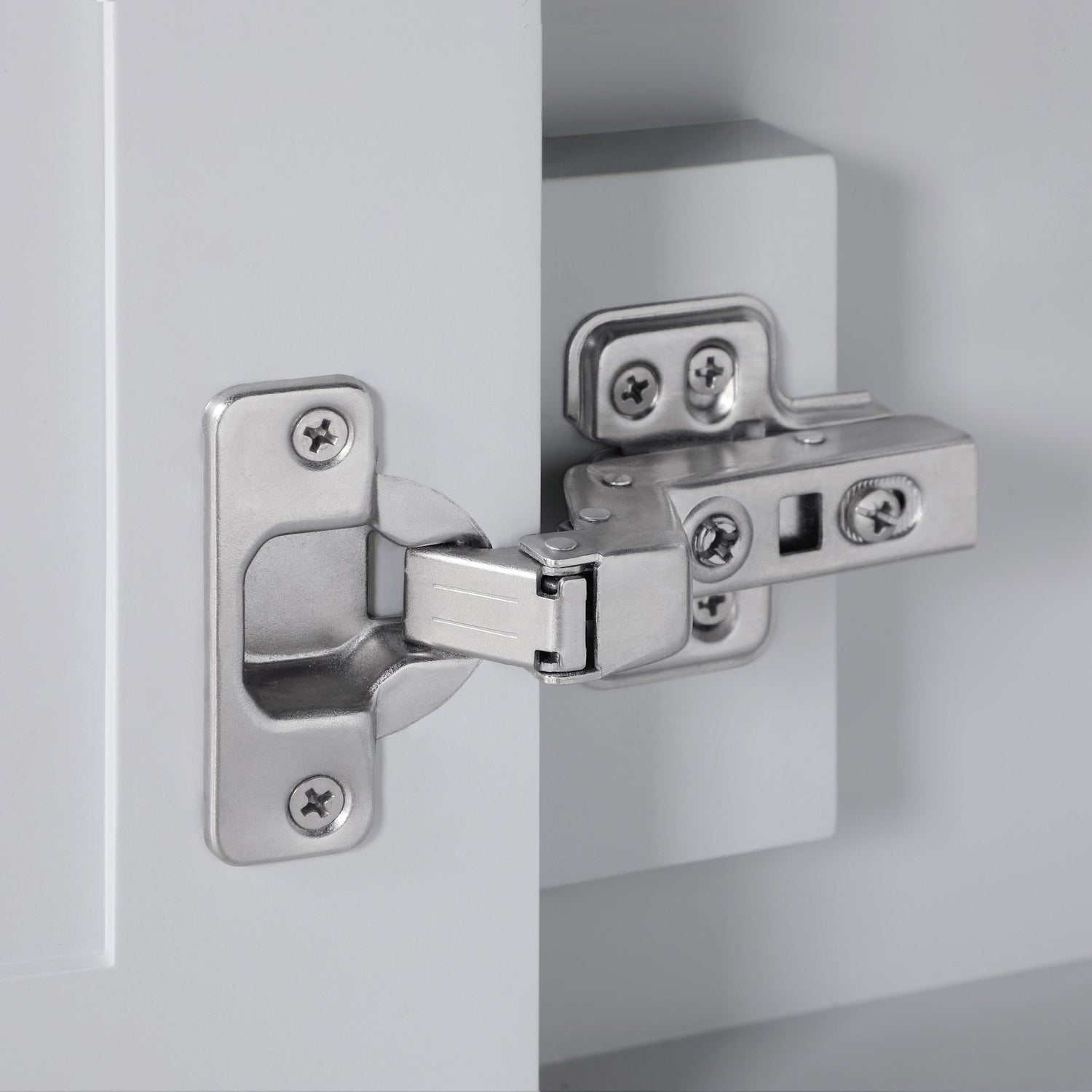 SCARLETT 60IN VANITY IN DOVE GREY WITH WHITE QUARTZ TOP & CERAMIC BASIN