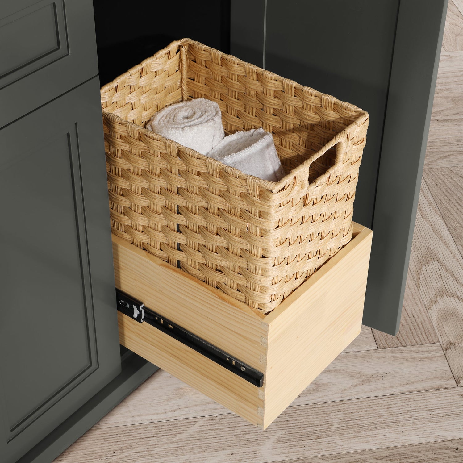 SCARLETT 42IN VANITY IN CHARCOAL GREY WITH WHITE QUARTZ TOP & CERAMIC BASIN