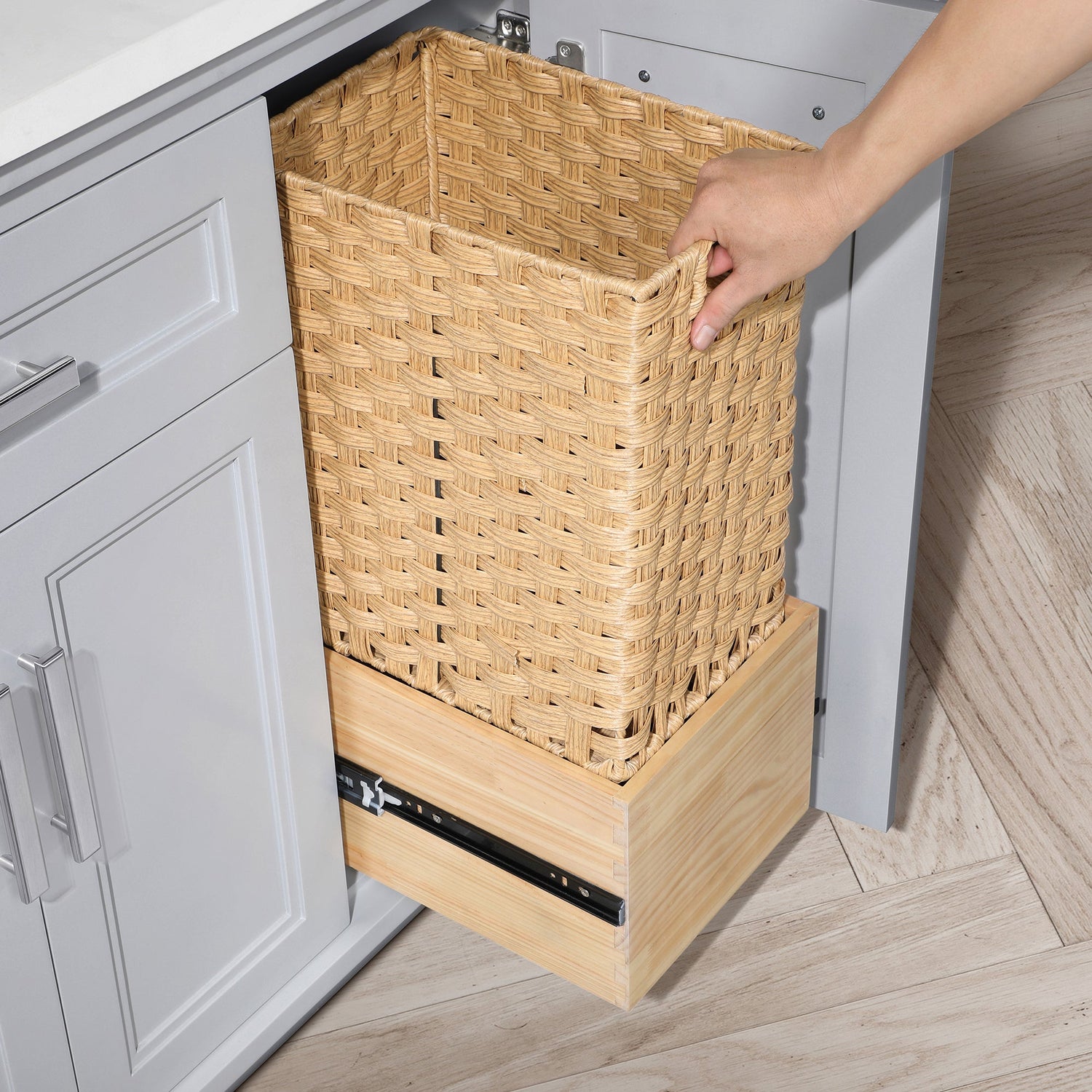 SCARLETT 42IN VANITY IN DOVE GREY WITH WHITE QUARTZ TOP & CERAMIC BASIN