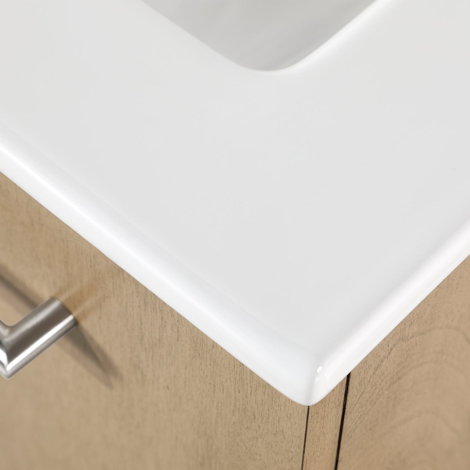 MILLS 18IN VANITY IN SAHARA BIRCH WITH A WHITE INTEGRATED CERAMIC BASIN