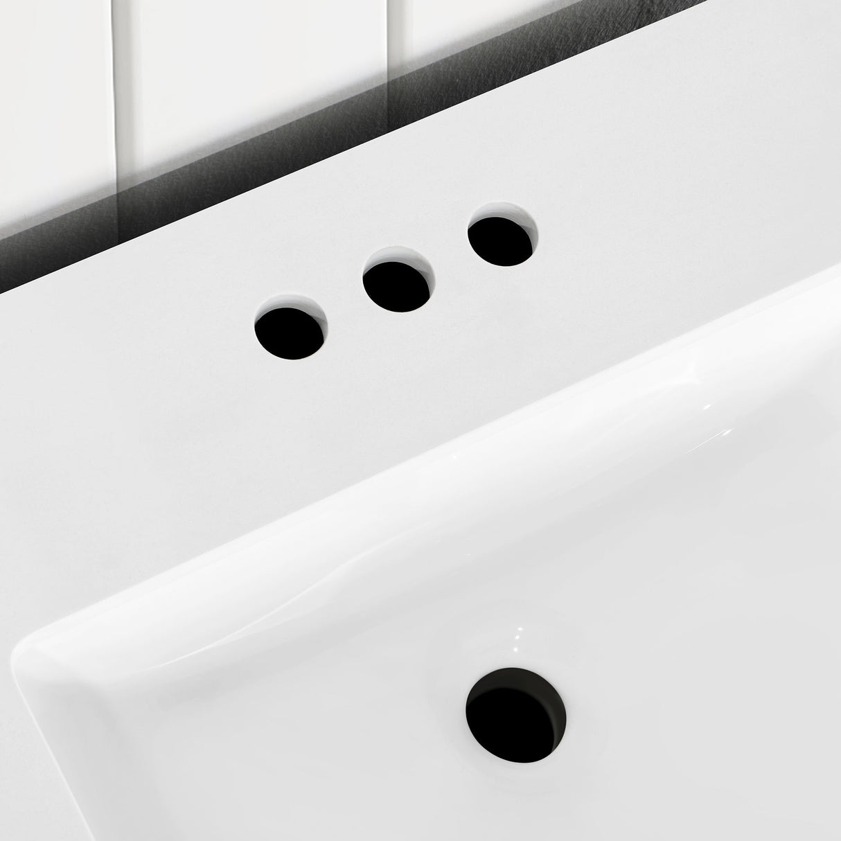 BANKS 30IN VANITY WITH SLAB DOOR IN SAHARA BIRCH WHITE QUARTZ TOP & CERAMIC BASIN