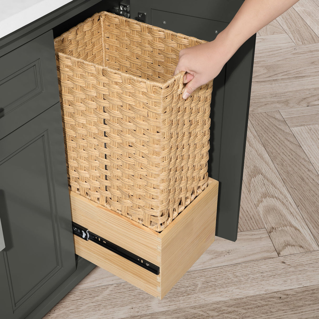 SCARLETT 42IN VANITY IN CHARCOAL GREY WITH WHITE QUARTZ TOP & CERAMIC BASIN