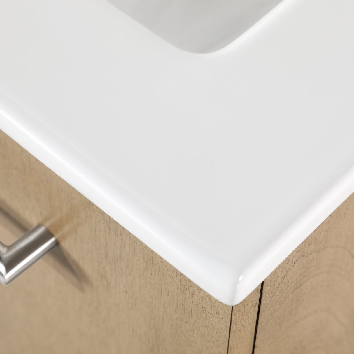 MILLS 18IN VANITY IN SAHARA BIRCH WITH A WHITE INTEGRATED CERAMIC BASIN