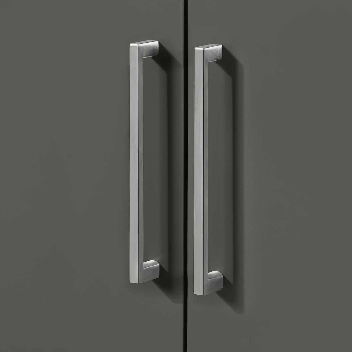 BANKS 42IN VANITY WITH SLAB DOOR IN CHARCOAL GREY WITH WHITE QUARTZ TOP & CERAMIC BASIN