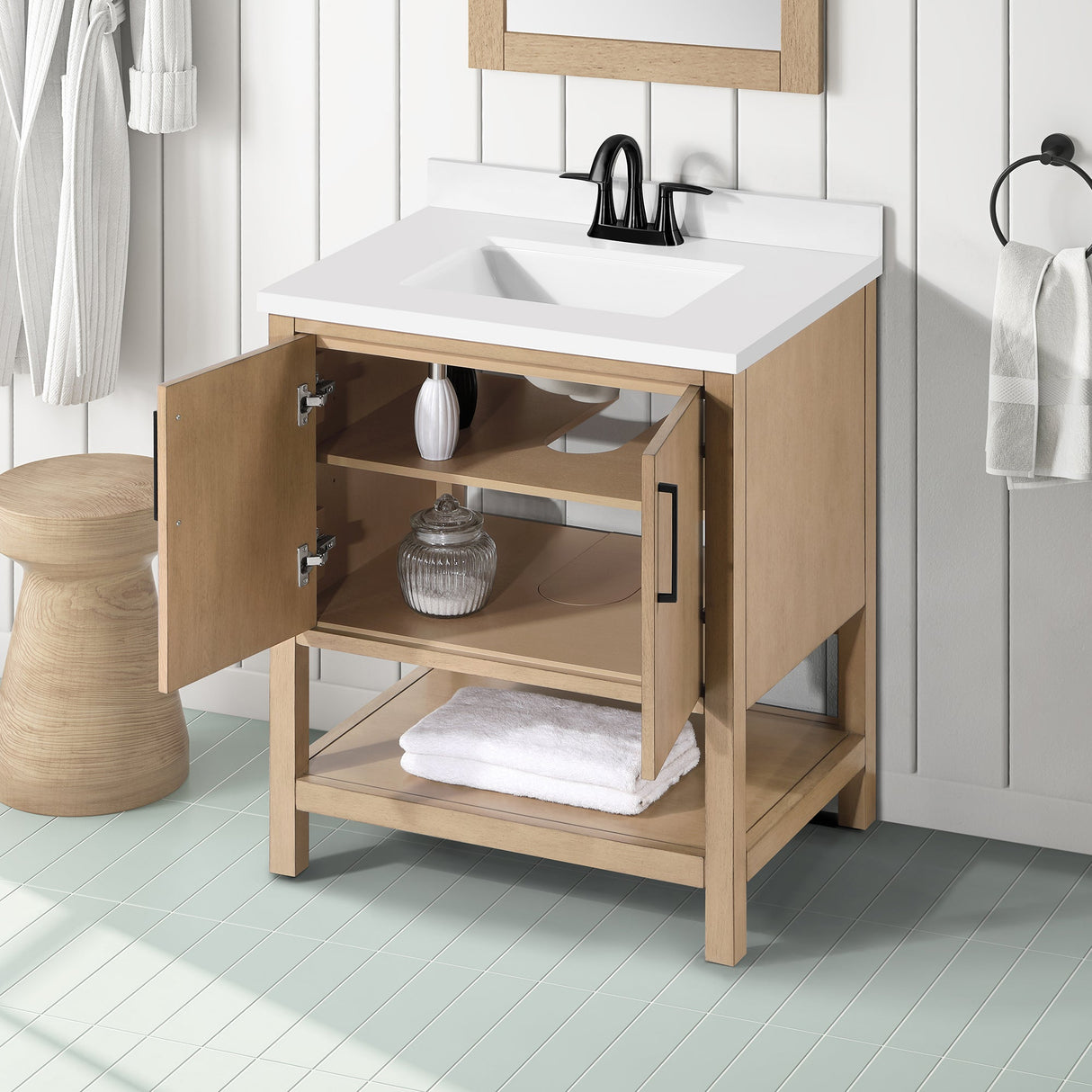 BANKS 30IN VANITY WITH SLAB DOOR IN SAHARA BIRCH WHITE QUARTZ TOP & CERAMIC BASIN