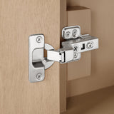 BANKS 30IN VANITY WITH SLAB DOOR IN SAHARA BIRCH WHITE QUARTZ TOP & CERAMIC BASIN