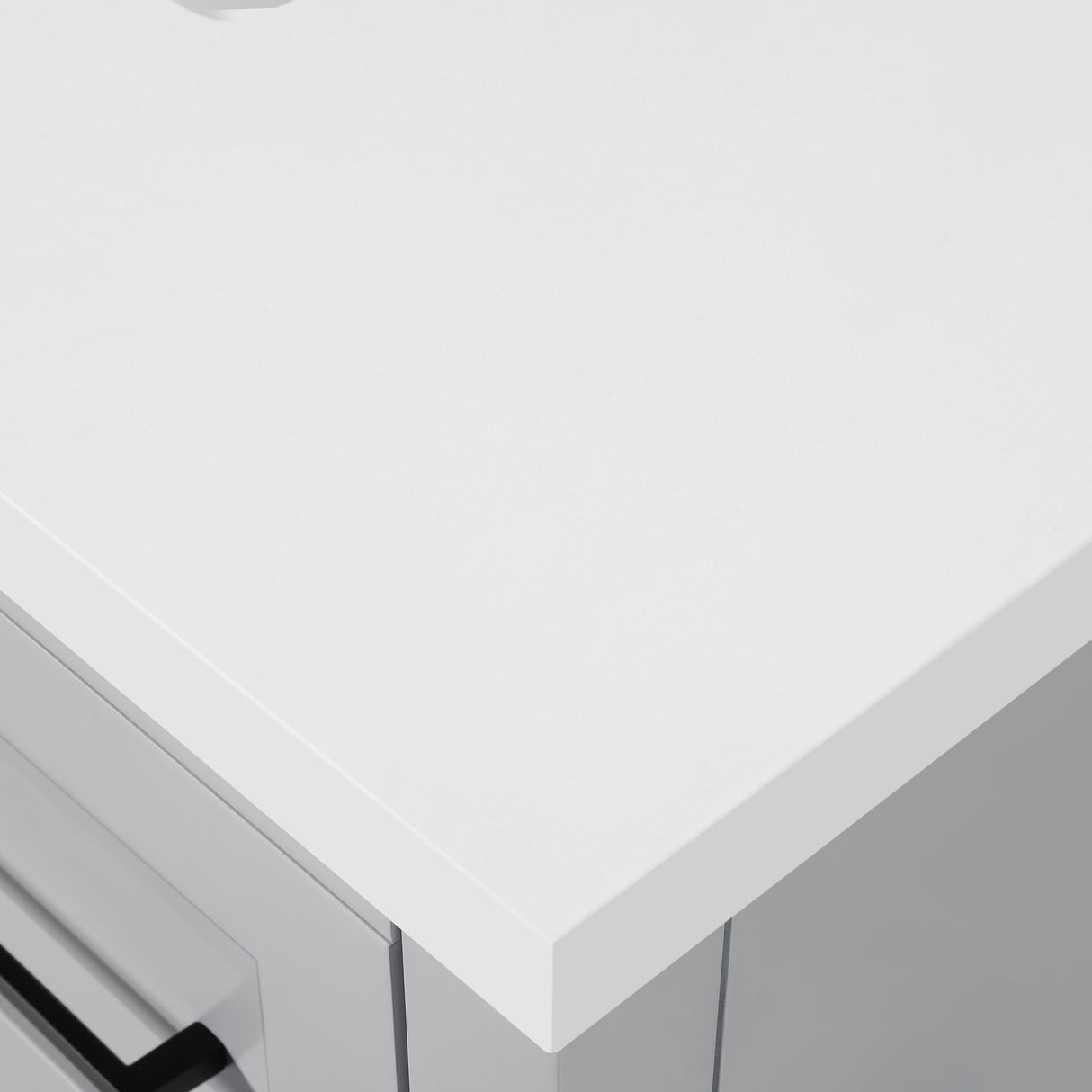 BANKS 42IN VANITY WITH SHAKER DOOR IN DOVE GREY WITH WHITE QUARTZ TOP & CERAMIC BASIN