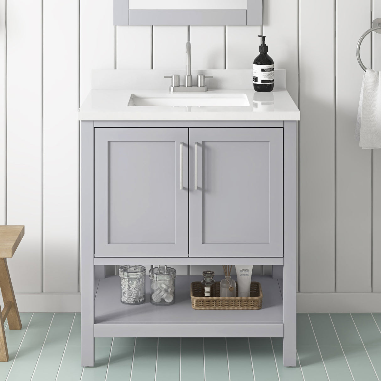 BANKS 30IN VANITY WITH SHAKER DOOR IN DOVE GREY WITH WHITE QUARTZ TOP & CERAMIC BASIN