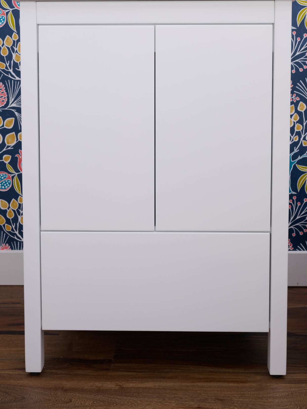 Hanleigh 24" Slab Door Bathroom Vantiy